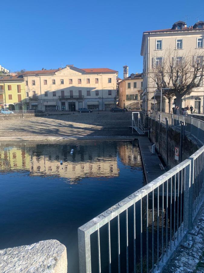 Palazzo Clerici Apartment Luino Bagian luar foto
